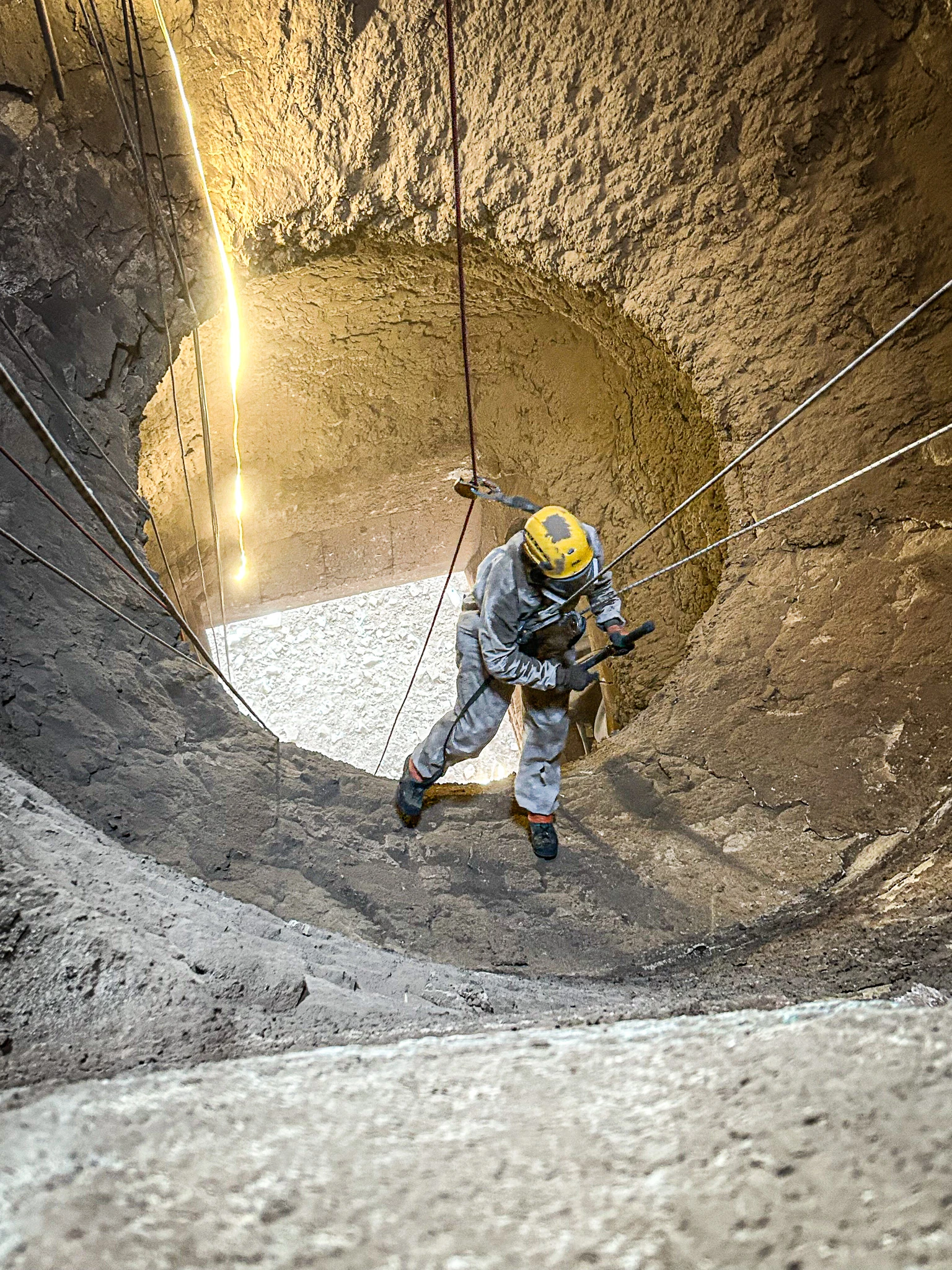 Intervention de cordistes MS Access pour au cœur de la cheminée chez DOMINION à Bassens (industrie) – 3